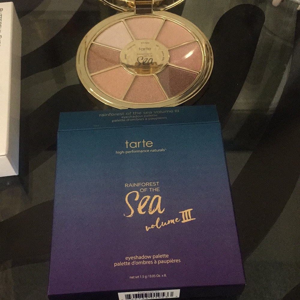 Tarte rainforest of the sea volume III eyeshadow